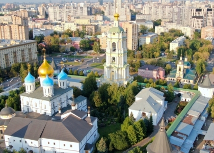 Круиз по центру Москвы в дворцовую обитель Новоспасского монастыря