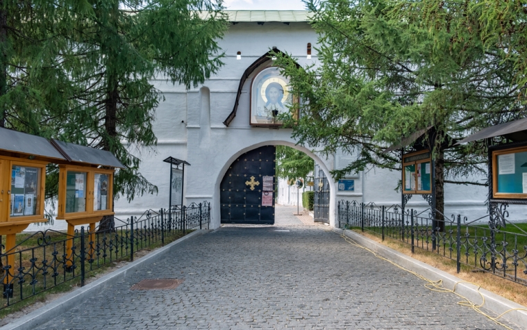 Круиз по центру Москвы в дворцовую обитель Новоспасского монастыря - вид 4